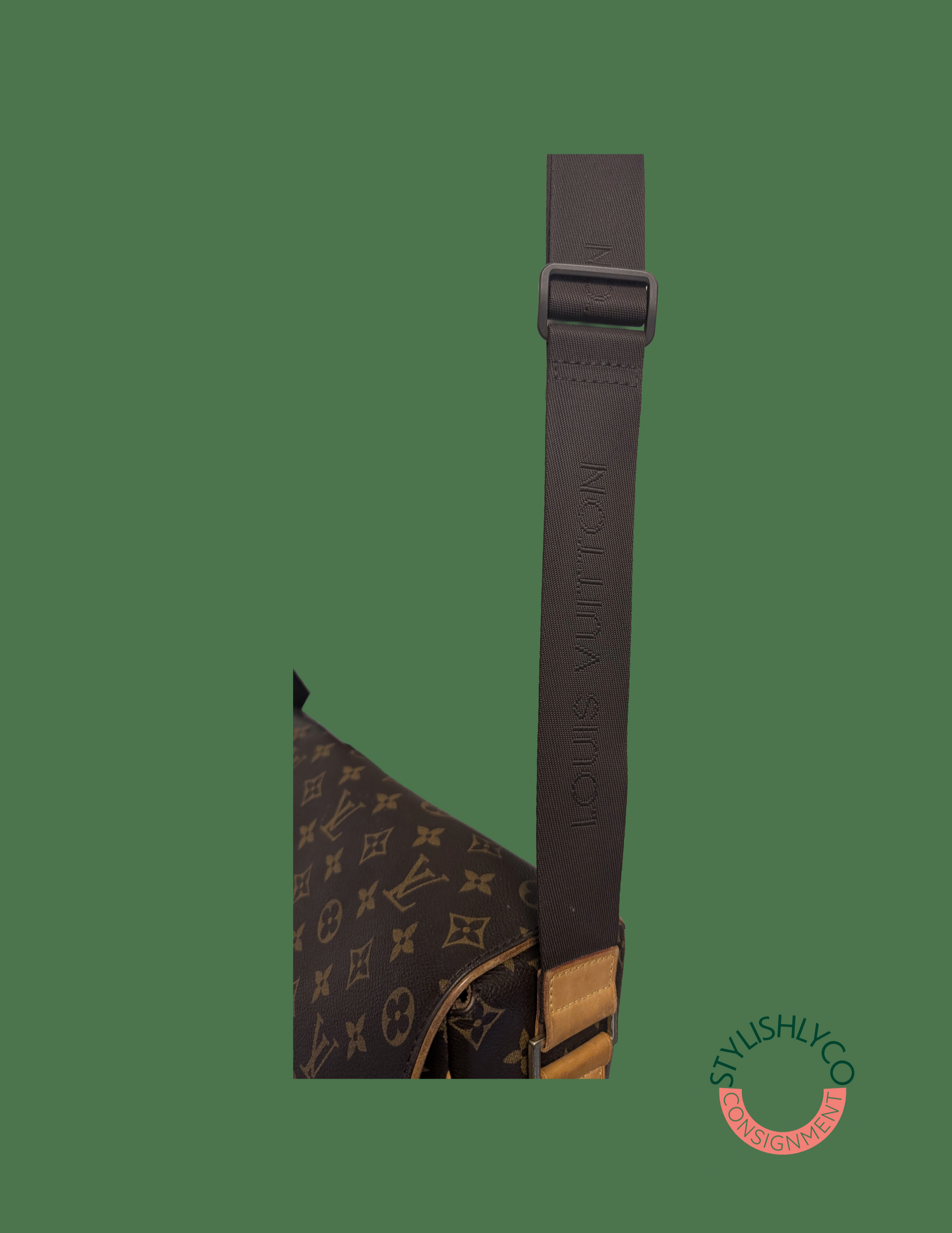 102648904 - 2004 monogram abbesses messenger - louis vuitton - HANDBAGS
