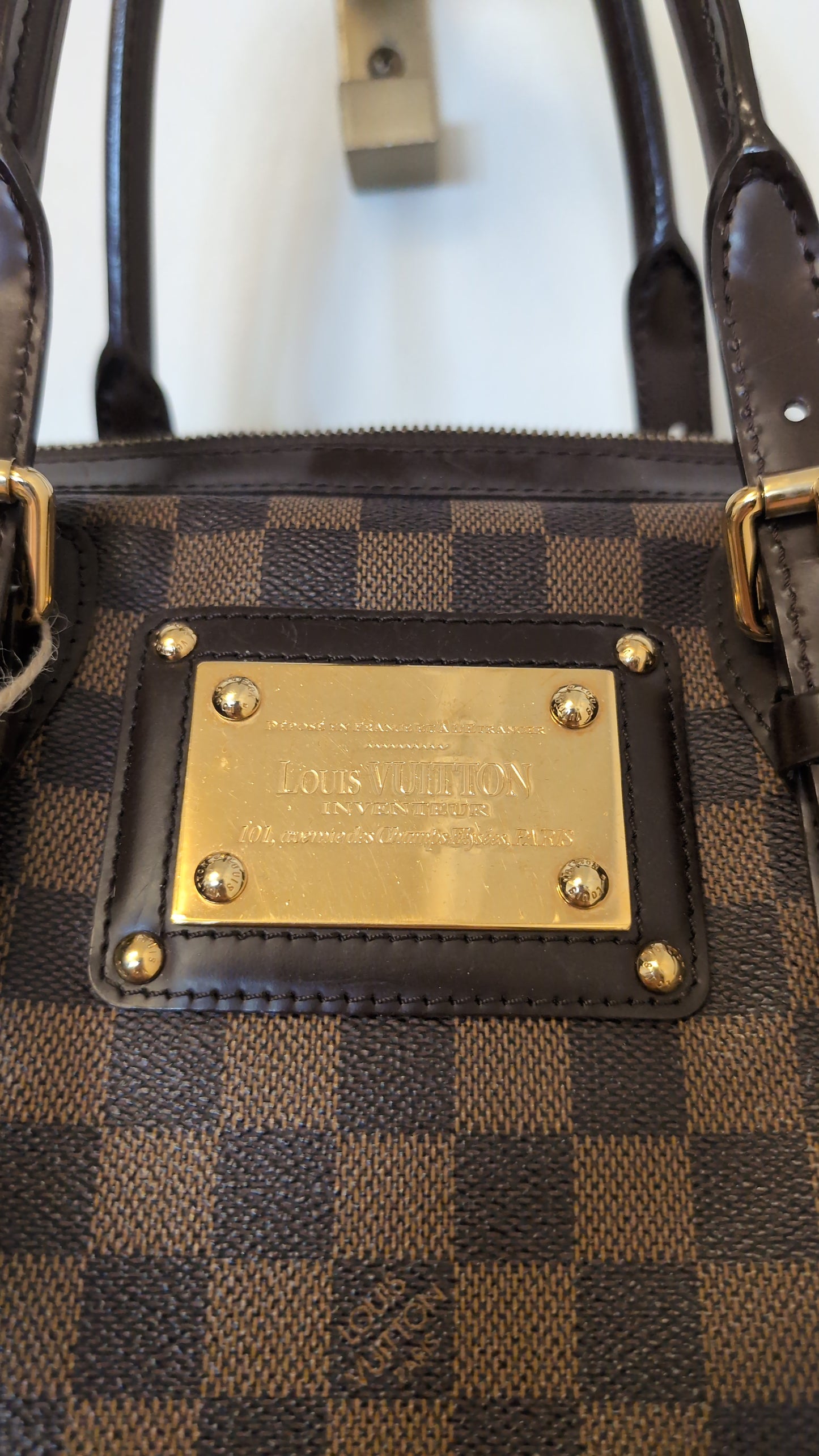 102671262 - 2008 damier ebene canvas berkeley - louis vuitton - HANDBAGS